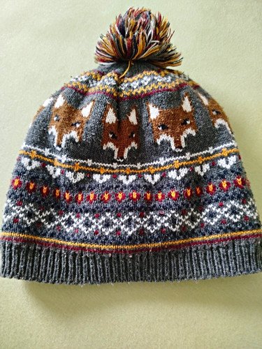 Strick wollmütze mit bommel - strick,