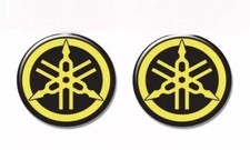 2x YAMAHA GELB Motorrad 3D Gewölbt Emblem Sticker Aufkleber Styling Tuning NEU
