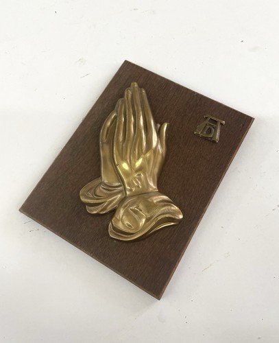 Monogram wandrelief messing - monogram,
