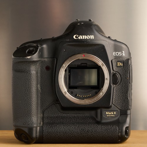 Canon eos 1ds mark dslr - canon, ii