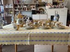 Kaffee Service aus Porzellan
