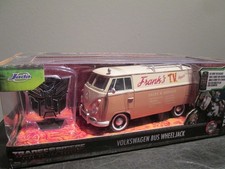 1 : 24 Volkswagen Bus