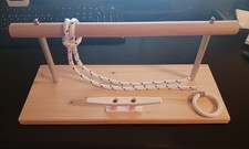 Knotenübungsbrett