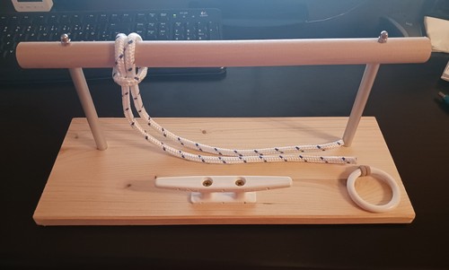 Knotenübungsbrett
