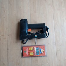 elektro tacker nagler