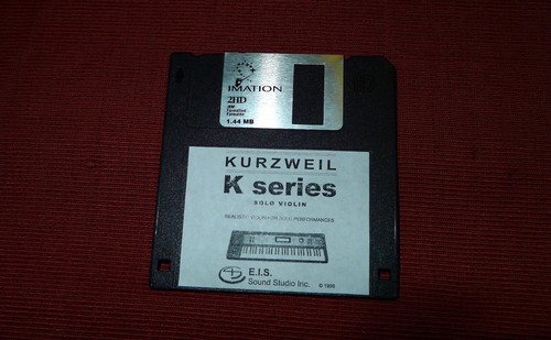 Floppy mit violinensaiten - floppy,