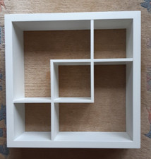 außergewöhnlich  Wandregal  Hängeregal weiß Holz  Klein Modern  46 x 46  x  13