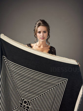 Women's scarf black beige