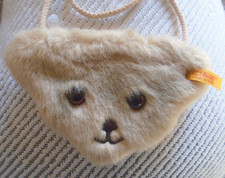 Steiff mit Knopf & Fahne