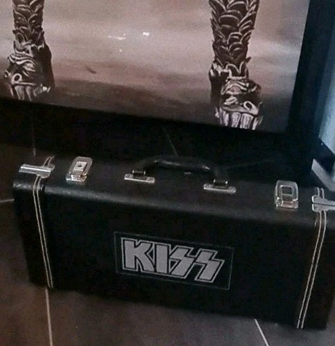 Limited edition kiss - kiss, mini