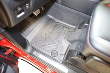 Gummierte Fußmatten Schalenmatten für Dodge Ram V regular / quad / crew ab 2019-