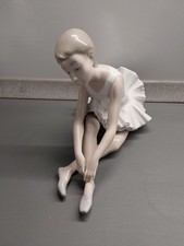 Nao Spain by Lladro Daisa