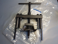 Original Mercedes Spezialwerkzeug großer LKW Abzieher W000589163300 Bundeswehr