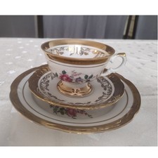 Sammeltasse 3-tlg. Blumenmotiv