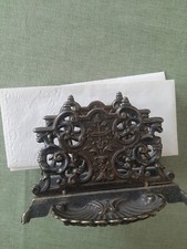 schöner dekorativer Messing Briefhalter  Briefständer Vintage