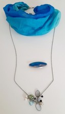 Kette Tuch Brosche Wunderwerk Türkis Handarbeit Silberfarben Chic Modern Wie Neu