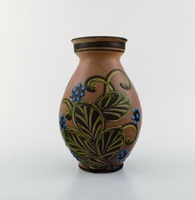 Kähler, HAK, Vase aus glasiertem Steinzeug im modernen Design. 1930 / 40er Jahre