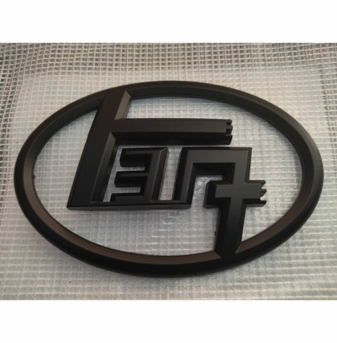 Toyota front rear emblem - front,