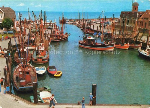 Neuharlingersiel fischer hafen - neuharlingersiel,