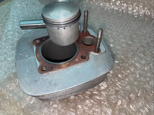 Bsa b25 triumph t25 - bsa,