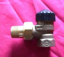 Heimeier Thermostat- Ventilunterteil 1/2 Zoll  DN 15   Eck Thermostatventil