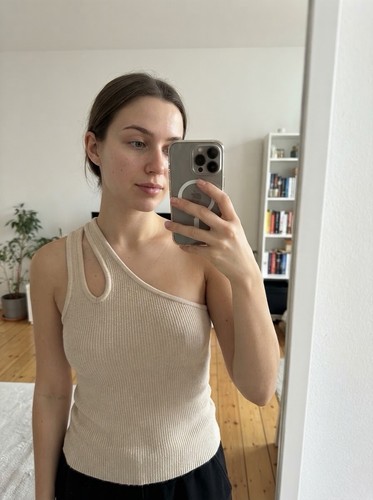 Divided neckholder top - divided,
