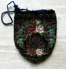 ALTER PERLENBEUTEL - POMPADOUR