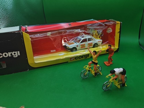 Corgi gift set tour de - gift, 13