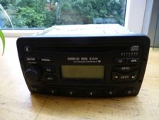 Radio/CD-Wechsler-Kombination mit Code 9364 FORD MONDEO III (B5Y) 2.0 TDCI