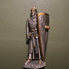 Ritter Zinn Mit Schild Gross Veronese