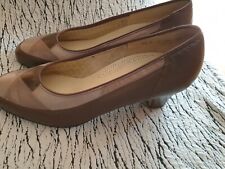 Ara naturform Damen Schuhe Lederschuhe Pumps  weite H Gr. 5,5  taupe Neuwertig