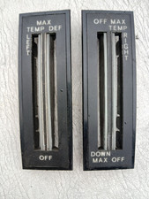 2 Blenden schwarz an Heizungs