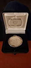 Medaille aus 1979, abgebildet