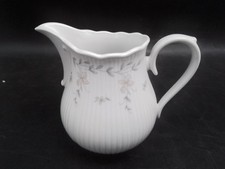 Alt Tirschenreuth Porzellan,Milchkännchen,Salzburg,lachsfarbige Blumenranke