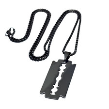 Schwarze Rasierklinge