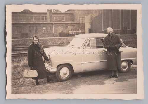 Oma frankfurt mit ford - oma,