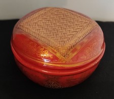 Rote Lackdose aus Thailand