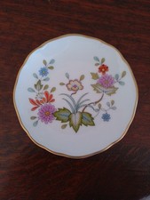 Schöner Teller Goldrand