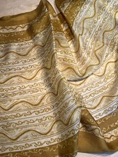 Leichtes Halbtransparentes Tuch/ Schal, Braun, Beige Gemustert