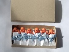 1/2 Dutzend alte Emil Schwenk ES Baby Püppchen im Steckkissen Puppenstube