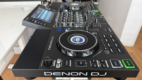 Denon live 4 dj - dj,