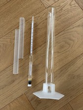 Alkoholmeter mit Thermometer