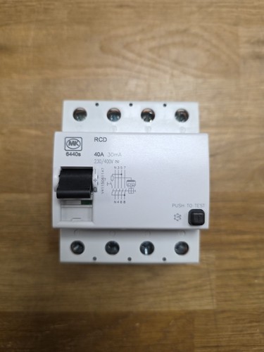 Sentry 6440s 40a - -,