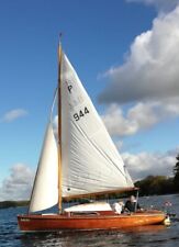 15er Jollenkreuzer "pebbles", Vollholz Mahagoni auf Eiche, Baujahr 1967, Trailer