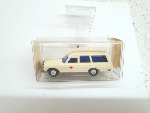 Wiking drk wagen 12070 - 1:87,