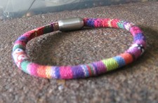 Surfer Armband rot bunt Stoff