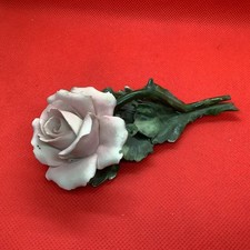 ITALIEN CAPODIMONTE  "VISCONTI MOLLICA"  PORZELLANROSE HANDARBEIT. (D740)