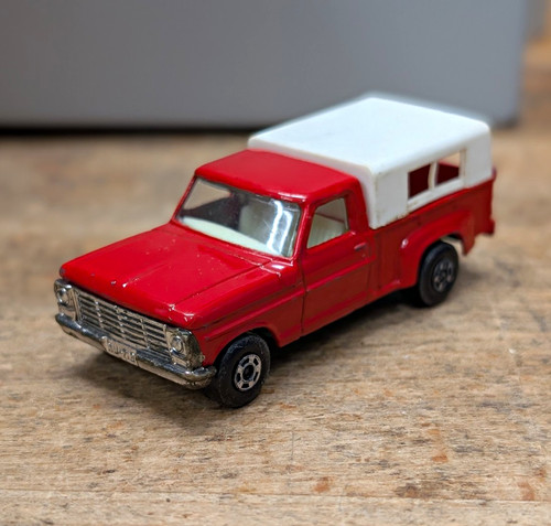 Matchbox lesney 6 ford - no.,