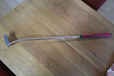 Putter "Scotty Cameron" rechts