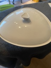 gebrauchte Suppenterrine mit